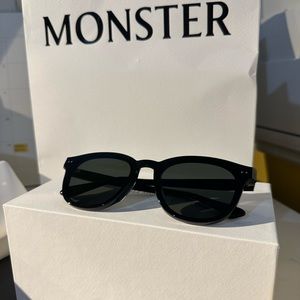 GENTLE MONSTER JADE 01